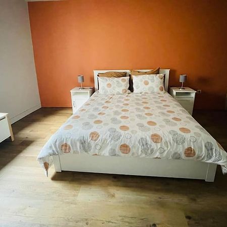 Appartement Cosy Au Centre De Beauraing Ngoại thất bức ảnh