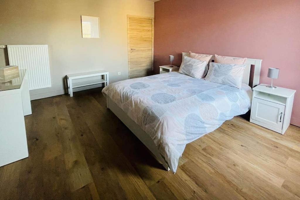 Appartement Cosy Au Centre De Beauraing Ngoại thất bức ảnh