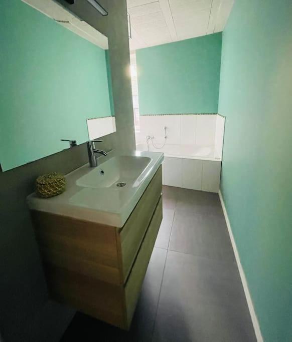 Appartement Cosy Au Centre De Beauraing Ngoại thất bức ảnh
